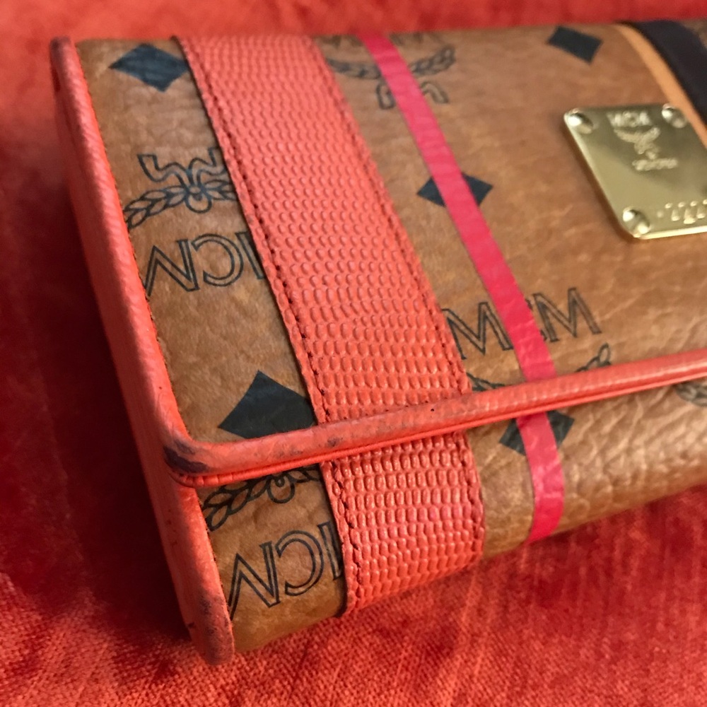 MCM Wallet Flap Tri Fold - Picture 3 of 8